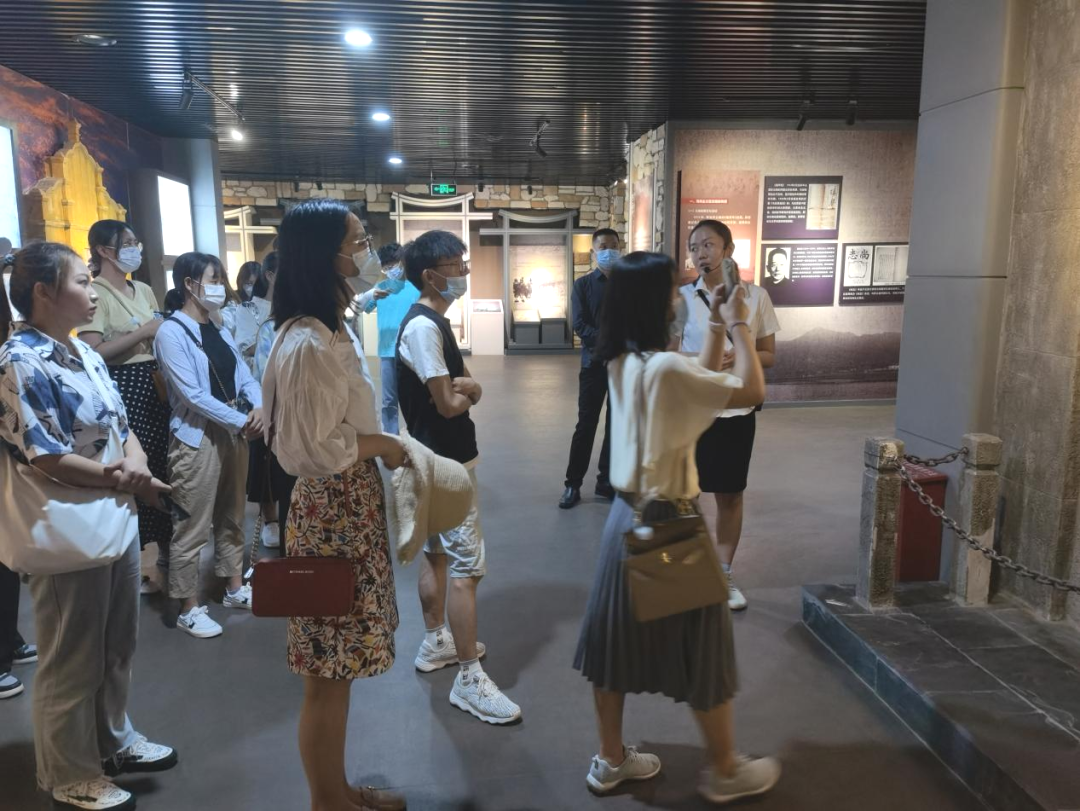 【党建活动】参观昆明抗战胜利纪念堂 ——商贸流通系支部5月主题党日 第 4 张