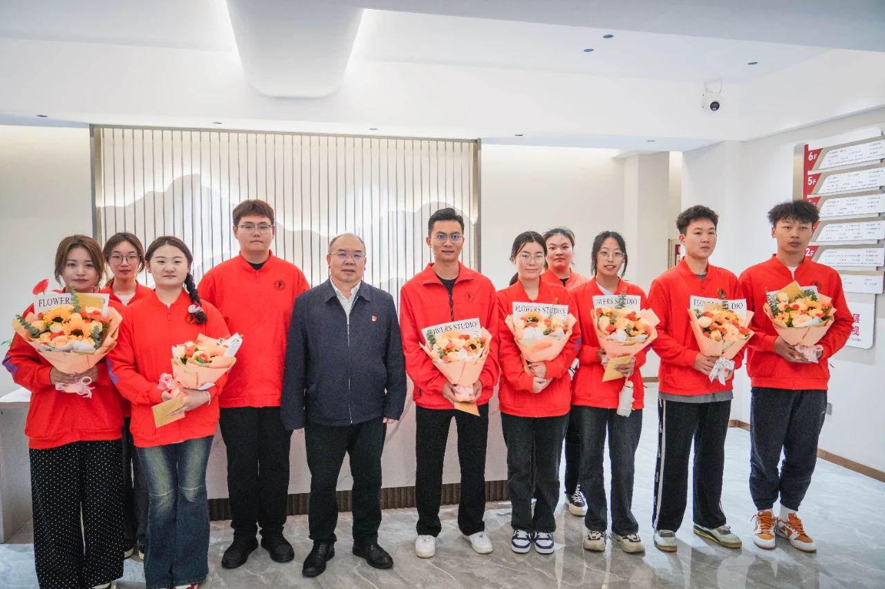 表彰！致敬经管老师！ 第 39 张