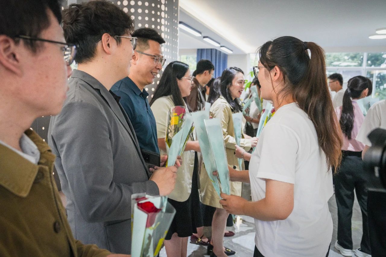 表彰！致敬经管老师！ 第 50 张