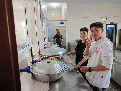 教学理论与实践融合—高职学院小教系本学期第一批教育见习活动圆满完成 第 3 张